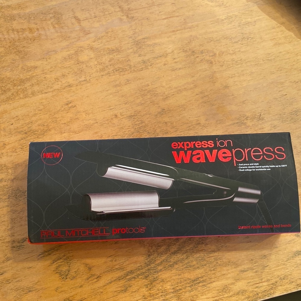 Paul Mitchell Pro Tools Express Ion Wavepress. Never used still in box.